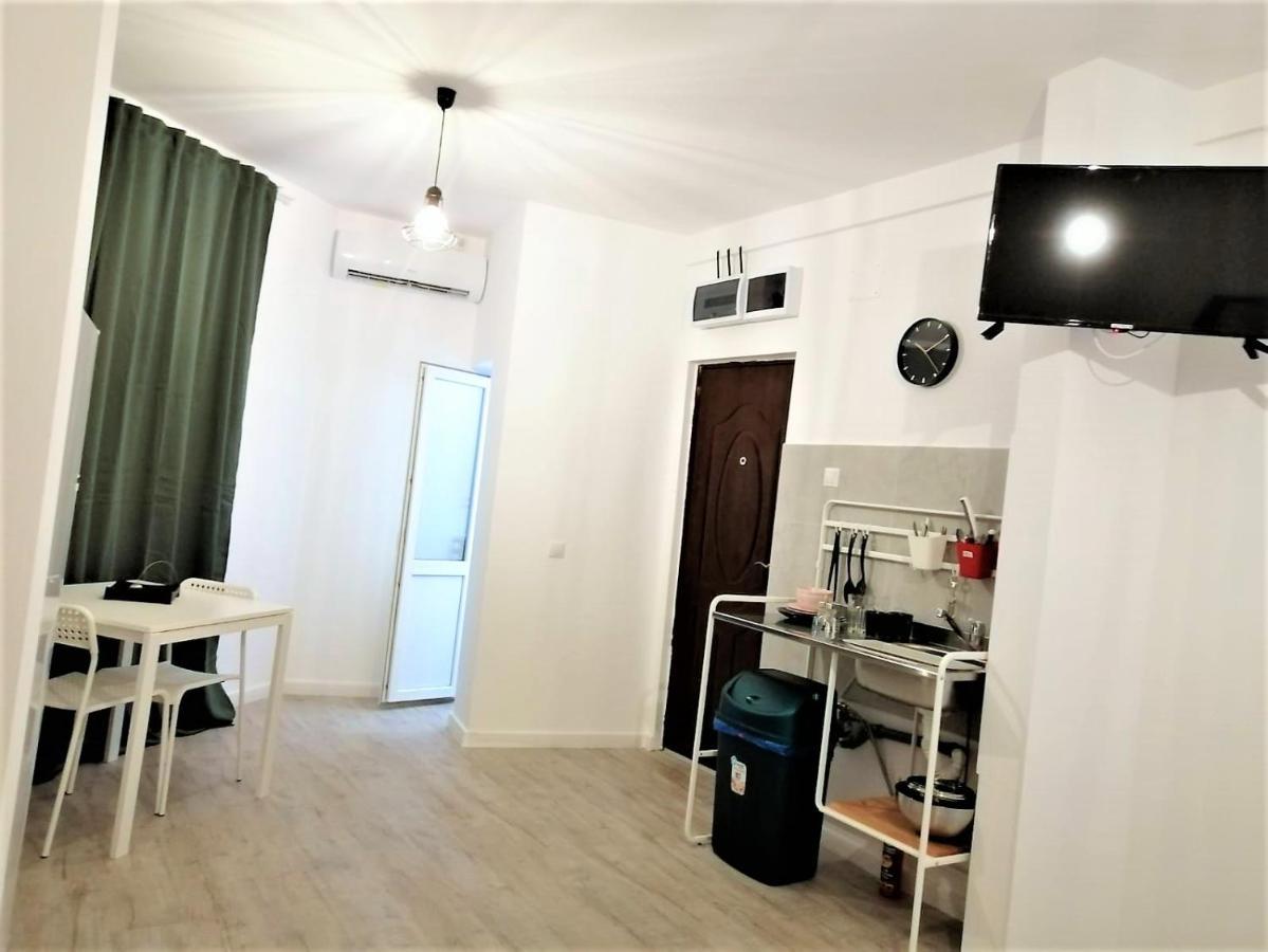 Central Old Town Studio Bucharest Exterior photo