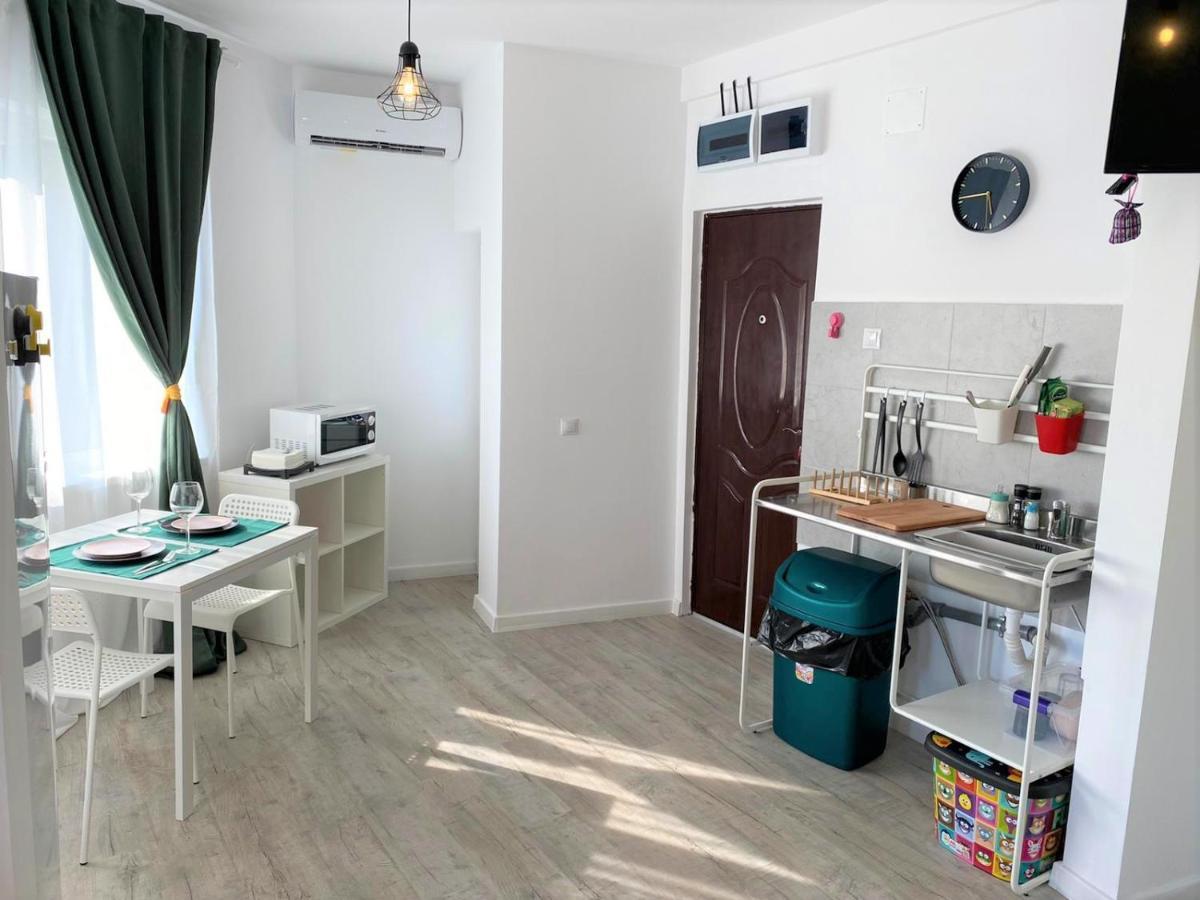 Central Old Town Studio Bucharest Exterior photo
